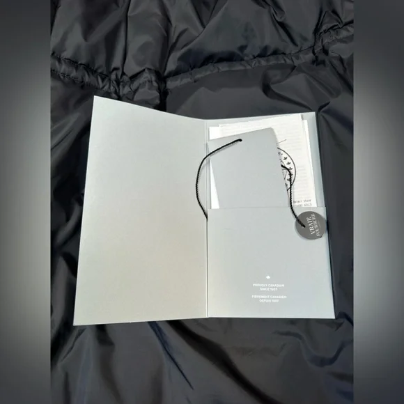 Canada Goose Arctic Program Ladies Trillium Parka HD Black Coyote Fur Trim Coat - Picture 14 of 15